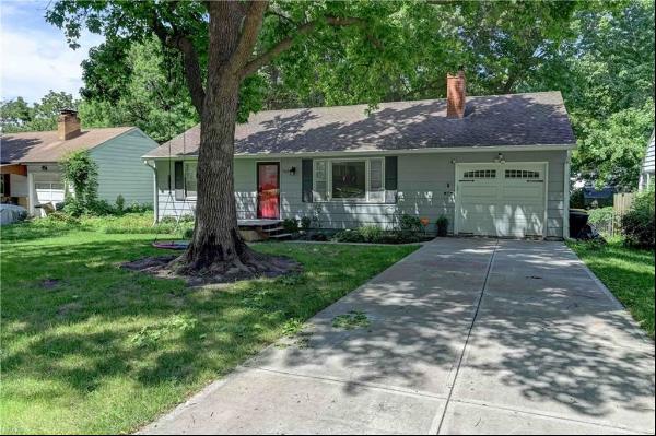 7634 Baltimore Street, Kansas City MO 64114