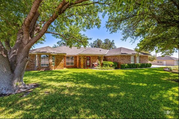 312 Valleyview Dr, Mertzon TX 76941