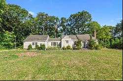 6471 Old Northern Boulevard, East Norwich NY 11732