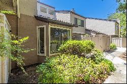 This Spacious Townhome in Los Gatos 