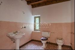 Splendid historic property with olive grove in Franciacorta