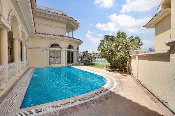 Luxury villa on Palm Jumeirah