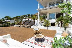 Spectacular Villa in exclusive urbanization in Teia - Costa BCN