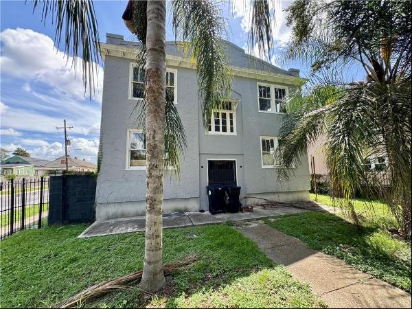 3435 Louisiana Avenue Parkway, New Orleans LA 70125