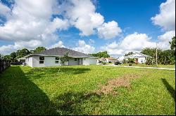 1391 SW Tadlock Avenue, Port Saint Lucie FL 34953