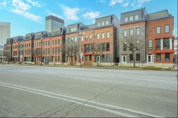 1495 E Superior Avenue #27, Cleveland OH 44114