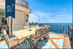 Prestigious apartment with panoramic terraces for sale in Capri