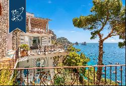 Prestigious apartment with panoramic terraces for sale in Capri