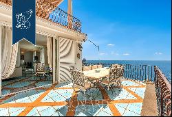 Prestigious apartment with panoramic terraces for sale in Capri