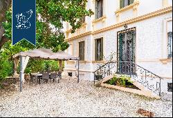 Charming villa with a private garden for sale a step away from Treviso's walls