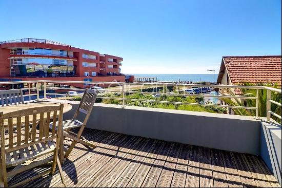 CAPBRETON - A 4-BED TRIPLEX PROPERTY WITH A GARDEN AND ENJOYING AN OCEAN VIEW