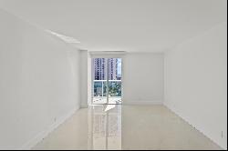 100 Bayview Dr, #1115, Sunny Isles Beach, FL