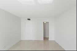 100 Bayview Dr, #1115, Sunny Isles Beach, FL