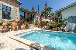 MOULLEAU - SUPERB CHARMING VILLA - PLEASANT GARDEN - MAGNIFICENT SWIMMING POOL