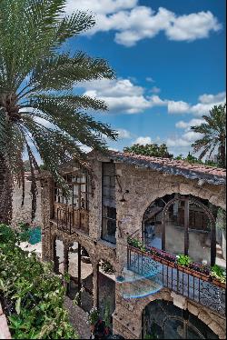 Ultra-Luxurious Tuscan-Style Mansion in Neve Tzedek Neighborhood