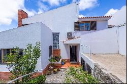 Semi-detached house, 4 bedrooms, for Sale