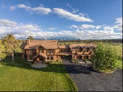 French Country Architecture with the Timeless Allure of Colorado Mountain Style