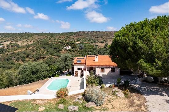 Country Estate, 4 bedrooms, for Sale