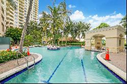 19501 W Country Club Dr, #415, Aventura, FL