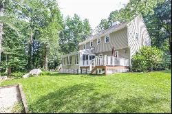 27 Spywood Road, Sherborn MA 01770