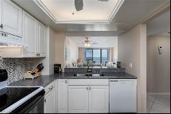 260 Seaview CT #1605, Marco Island FL 34145