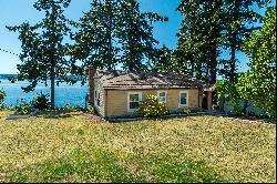 1212 SW Camano Dr, Camano, WA 98282