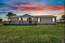 1147 E 117th St, Carbondale KS 66414