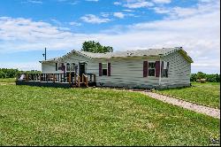 1147 E 117th St, Carbondale KS 66414