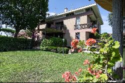 Town Villa for sale in Roma (Italy)