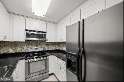 1420 Locust Street Unit 32E, Philadelphia PA 19102