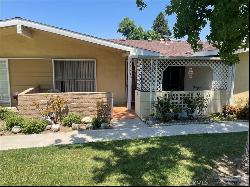 19223 Avenue Of The Oaks #B, Newhall CA 91321