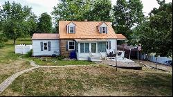 218 Central Dr, Middlesex Twp PA 16059