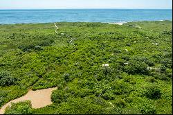 Atlantic Ocean Beach Lot in Aquinnah