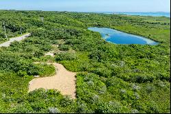 Atlantic Ocean Beach Lot in Aquinnah