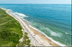 Atlantic Ocean Beach Lot in Aquinnah