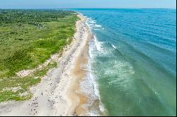 Atlantic Ocean Beach Lot in Aquinnah