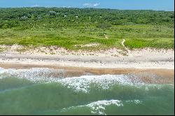 Atlantic Ocean Beach Lot in Aquinnah