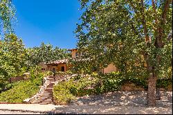 OLD AGOURA TUSCAN ESTATE ON 1.24 ACRES