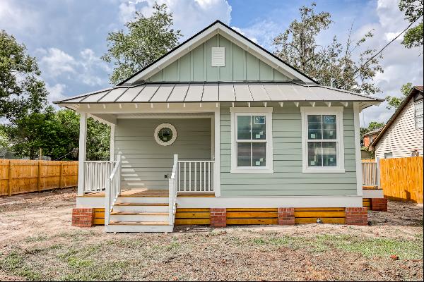 New construction Avondale bungalow