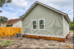 New construction Avondale bungalow