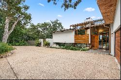 Mid-Century Modern with Panoramic Views in Westlake Hills