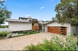 Mid-Century Modern with Panoramic Views in Westlake Hills