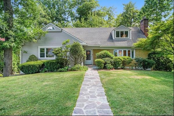 7 Anpell Drive, Scarsdale, NY, 10583, USA