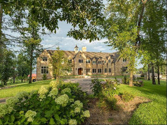 WATERFRONT MASTERPIECE ON LAKE PALESTINE W/ EUROPEAN DETAILS