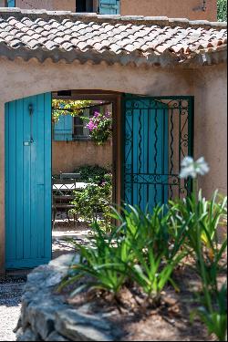 Charming 1960s House in Gigaro, La Croix-Valmer - Sotheby's Cote d'Azur