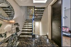 Modern Mayfair townhouse with exceptional finishes throughout