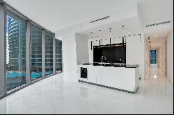 300 Biscayne Blvd Way, #1807, Miami, FL