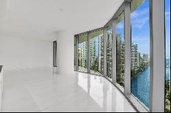 300 Biscayne Blvd Way, #1807, Miami, FL