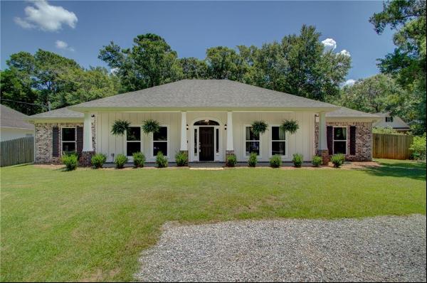 27390 Main Street, Daphne AL 36526