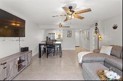 8005 SW 107th Ave Unit 313, Miami FL 33173